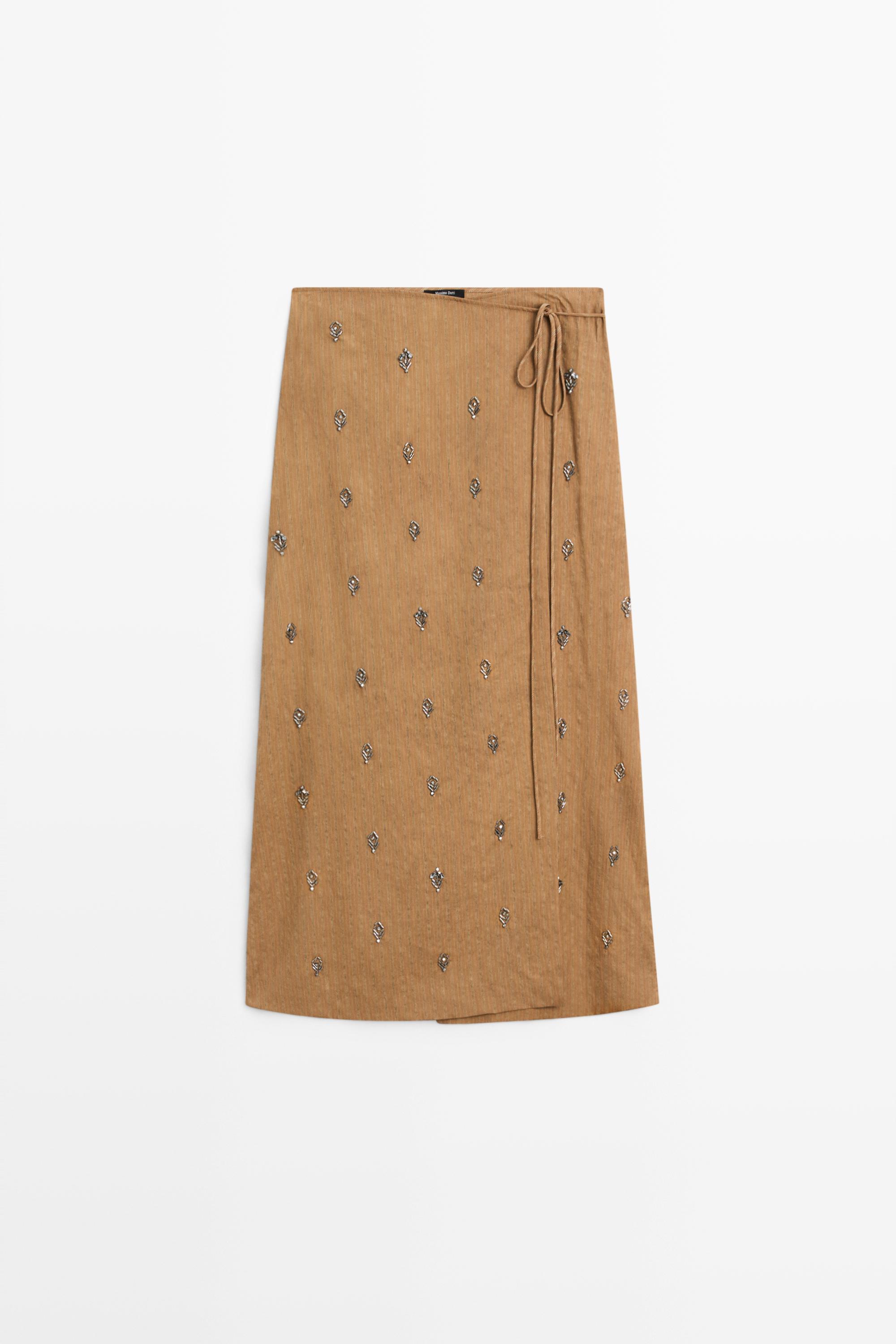 Midi pareo skirt with appliqués